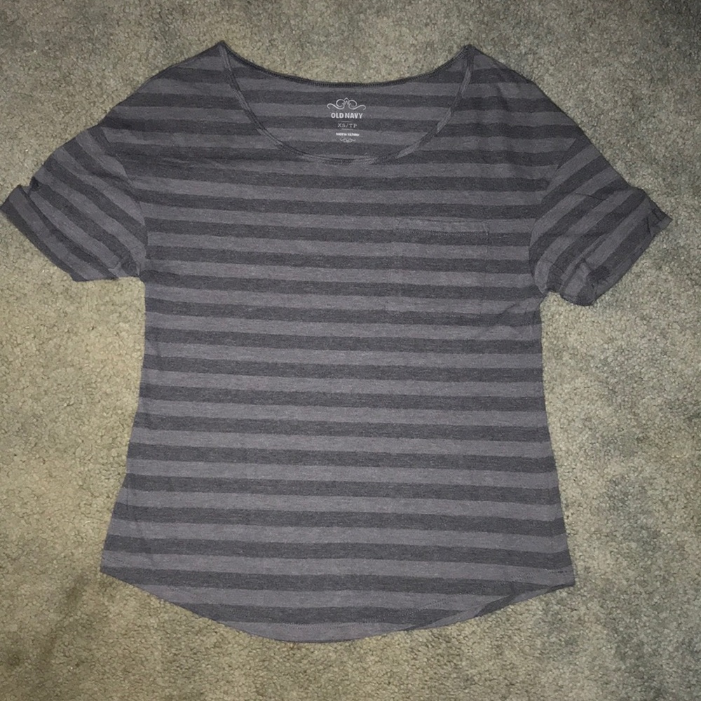 0ld Navy pull over short sleeved shirt